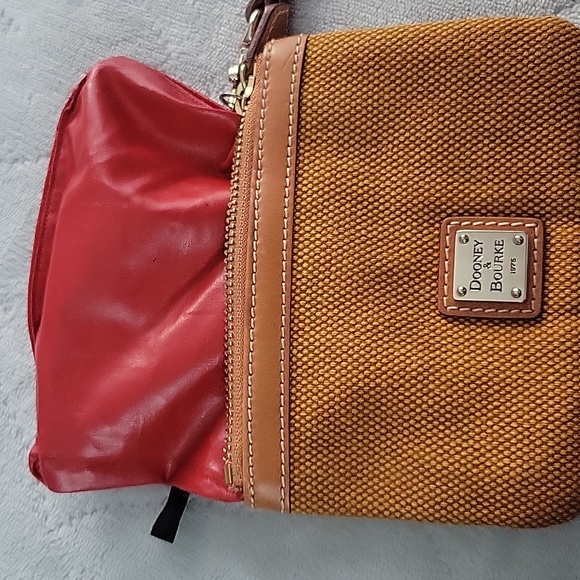 Dooney & Bourke Tan Wristlet - Picture 8 of 12
